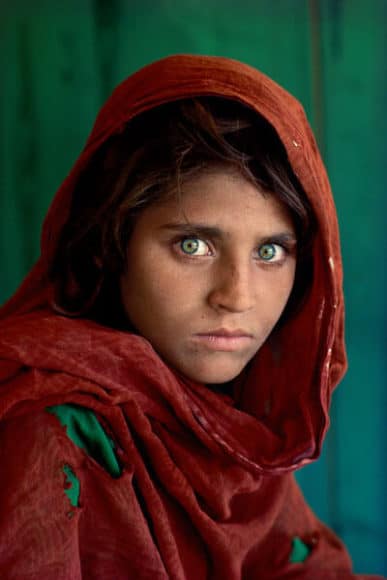 Afghan Girl. The Eyes of Humanity © Steve McCurry / courtesy of the Ernst Leitz Museum, Wetzlar 2021.