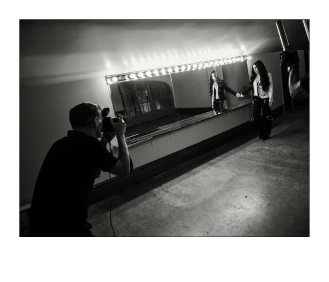 Cher / © From the backstage of the 2022 Pirelli Calendar by Bryan Adams, photos by Alessandro Scotti.