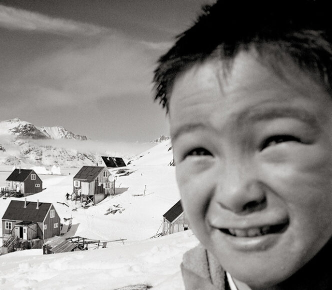 © Ragnar Axelsson, Sermiliqaq, Greenland, 1997.