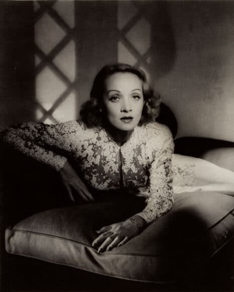 Horst P. Horst
Marlene Dietrich, New York, 1948
Courtesy Filippo Passigli, Florenz
© Condé Nast / Horst Estate