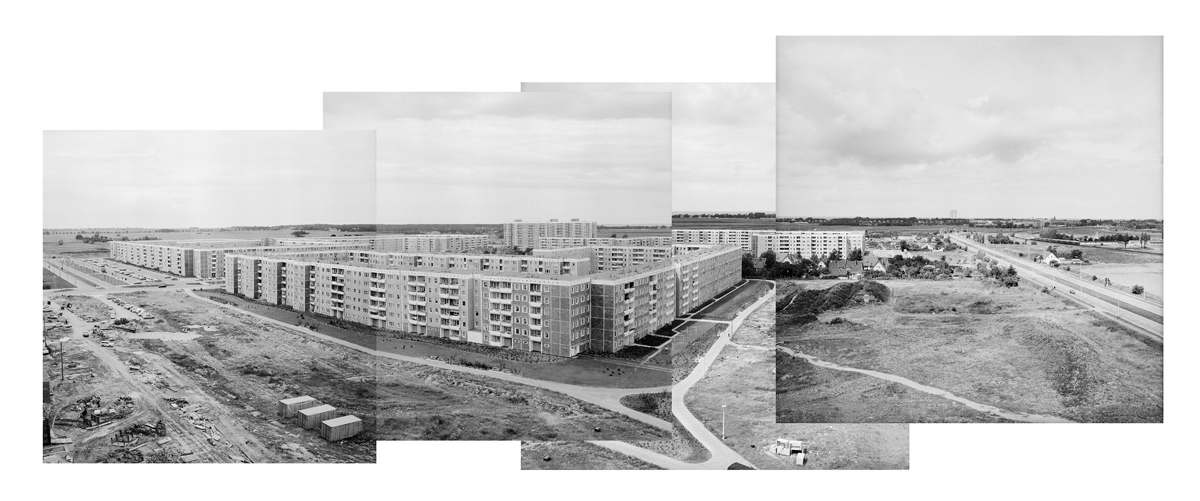 Meinblau Projektraum: Wenke Seemann, ArchivPanorama Lichtenhagen 1979, 2021
aus der Serie: Becoming, 2020-2022, Fotomontage | © Wenke Seemann